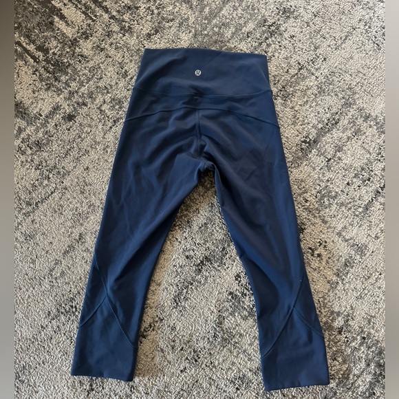 Lululemon In Movement Crop - Picture 2 of 6
